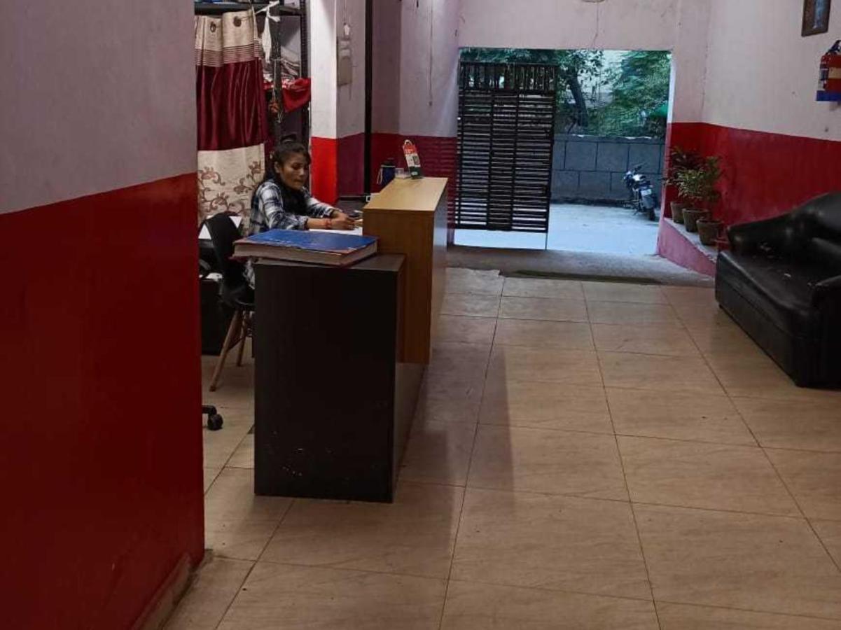 Hotel O Kl Khari Near Ashoka Park Mein Metro New Delhi Exterior photo