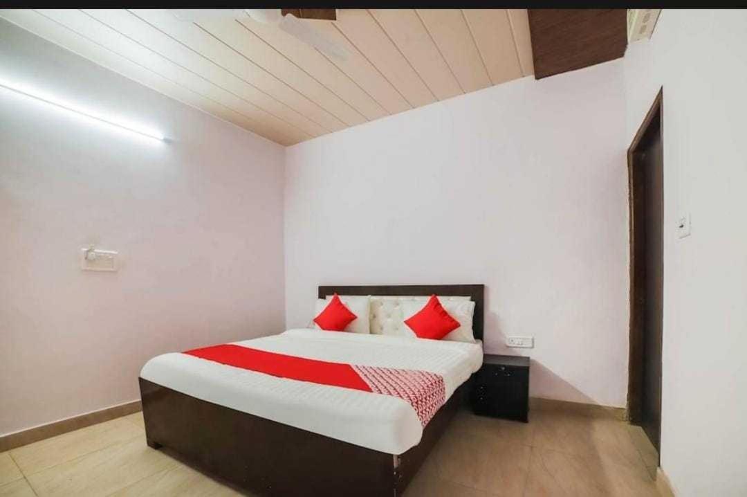 Hotel O Kl Khari Near Ashoka Park Mein Metro New Delhi Exterior photo